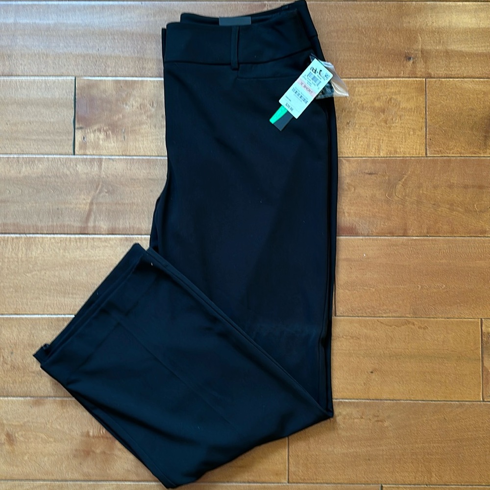 NWT - Alfani Curvy-Fit Slimming Bootcut Pants